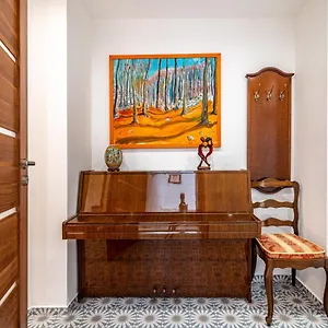 Ida Arts Apartment